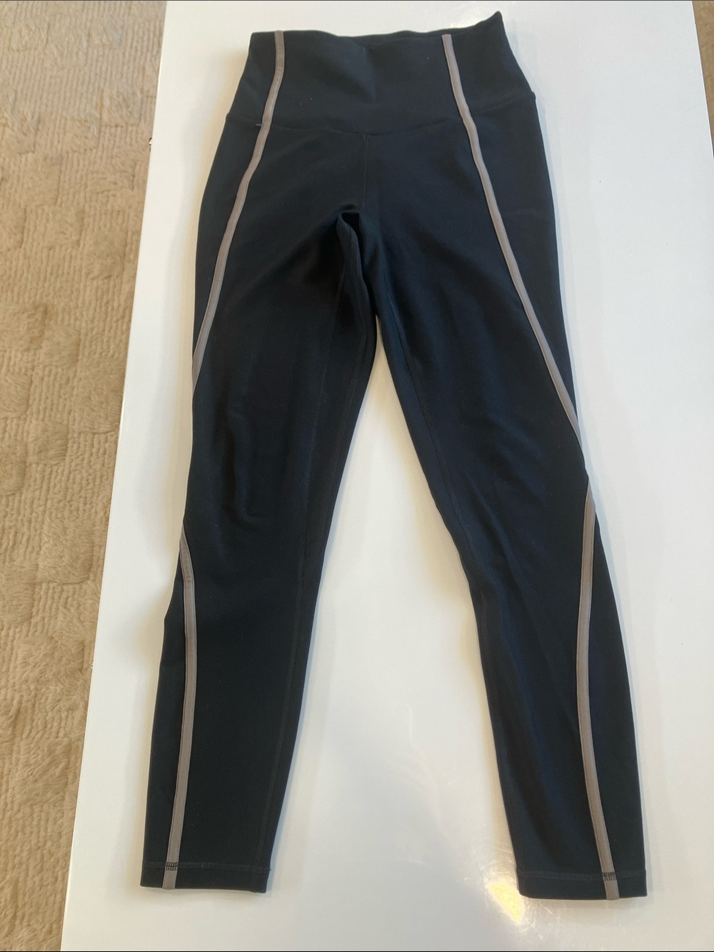 High-Rise Black Leggings with Contrast Gray Piping
